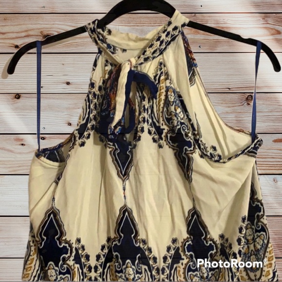 Women’s dress - Picture 5 of 6